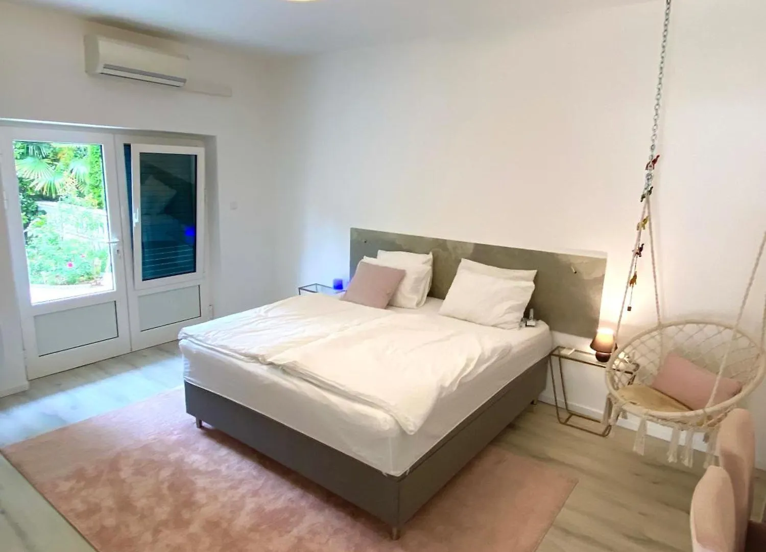 Room Tara Malinska